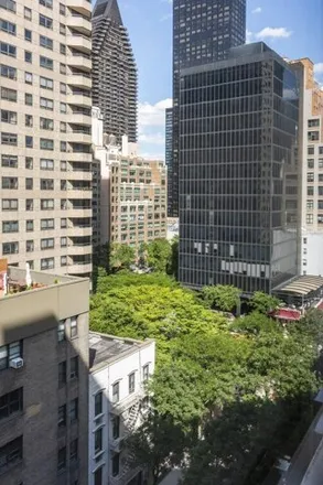 Image 2 - 240 East 46th Street, New York, NY 10017, USA - Condo for sale