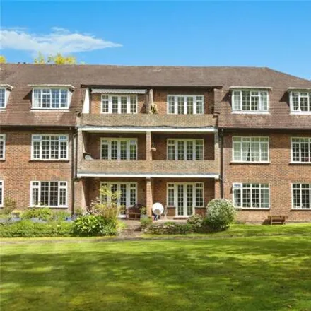 Buy this 3 bed apartment on Molyneux Park Road in Royal Tunbridge Wells, TN4 8DP