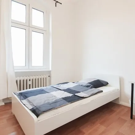 Image 5 - Hohenzollerndamm 63, 14199 Berlin, Germany - Room for rent