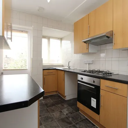 Image 5 - 40 Cairnfield Avenue, Dudden Hill, London, NW2 7PH, United Kingdom - Apartment for rent