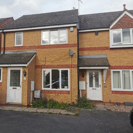 Rent this 3 bed duplex on Ferrars Court in Braunstone Town, LE3 3TW