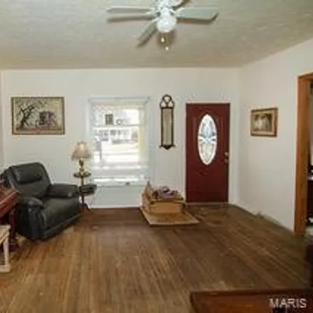 Image 9 - 485 West Main Street, Bowling Green, MO 63334, USA - House for sale