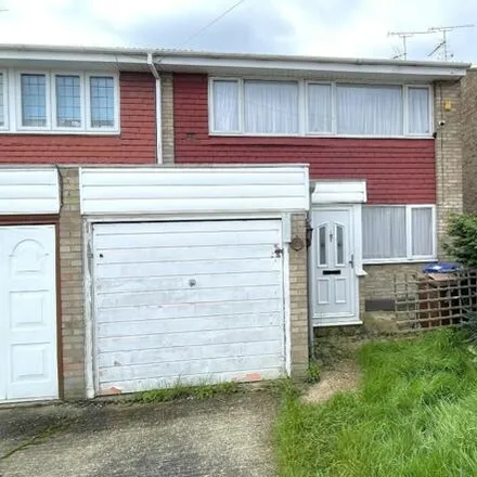 Image 2 - Clyde, East Tilbury, RM18 8RY, United Kingdom - Duplex for sale