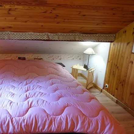 Rent this 3 bed house on Arêches Beaufort in 73270 Arêches, France