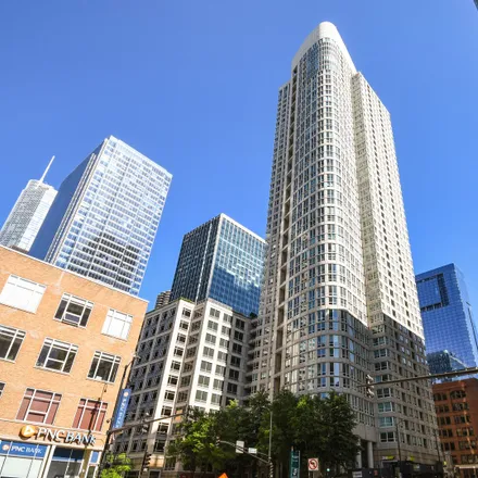 Buy this 2 bed condo on North LaSalle Drive in Chicago, IL 60654