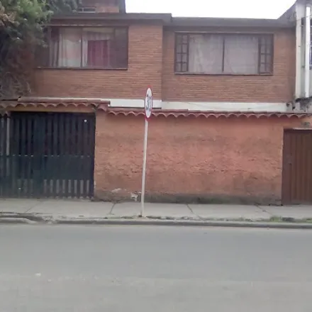 Buy this 4 bed house on Calle 22K in Fontibón, 110911 Bogota