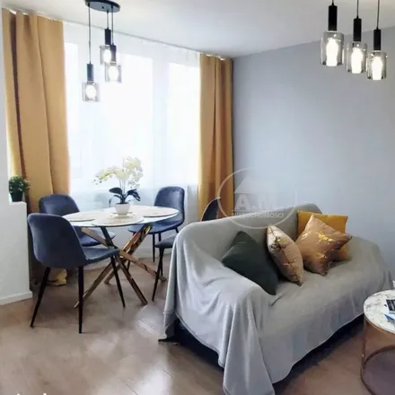 Buy this 3 bed apartment on Aleja Generała Józefa Hallera in 53-325 Wrocław, Poland