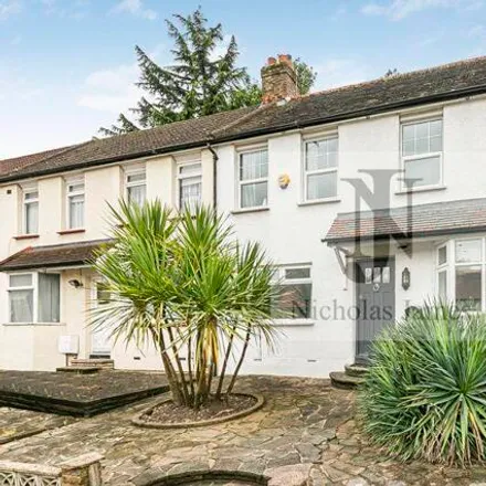 Buy this 3 bed house on Hood Avenue in Barnet, London
