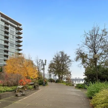 Buy this 2 bed townhouse on 1900 South River Drive in Portland, OR 97201