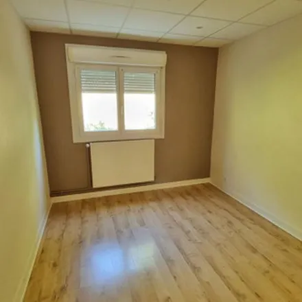 Rent this 3 bed apartment on Pré Ruel in 01130 Nantua, France