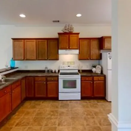 Buy this 2 bed apartment on 1 Reese Way in West Chatham, Savannah
