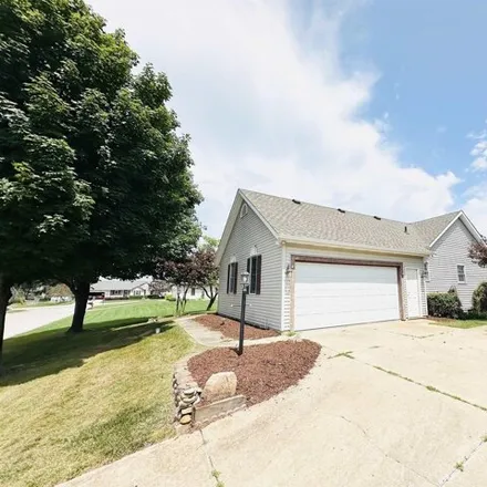 Image 2 - 52680 Silver Fox Trl, South Bend, Indiana, 46628 - House for sale