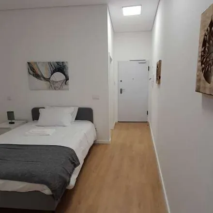 Image 4 - Rua de Cedofeita 291, 4050-122 Porto, Portugal - Apartment for rent