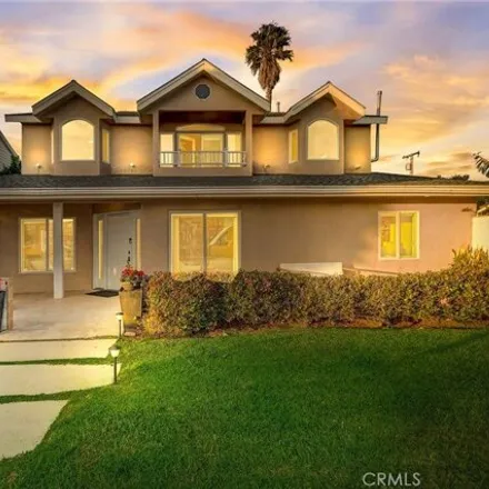Buy this 5 bed house on 2224 Laurel Place in Newport Beach, CA 92663