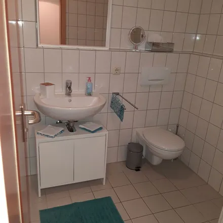 Rent this 1 bed apartment on Seiler Schlüsseldienst in Mockauer Straße 55, 04357 Leipzig
