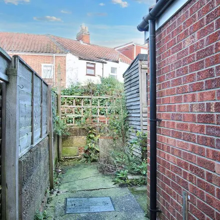 Rent this 3 bed townhouse on 43 Leicester Street in Norwich, NR2 2AS