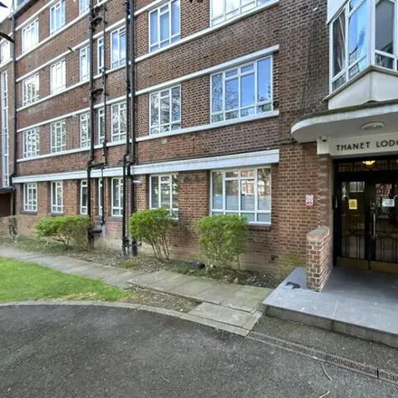 Image 3 - 45 Mowbray Road, Brondesbury Park, London, NW6 7QY, United Kingdom - Apartment for sale