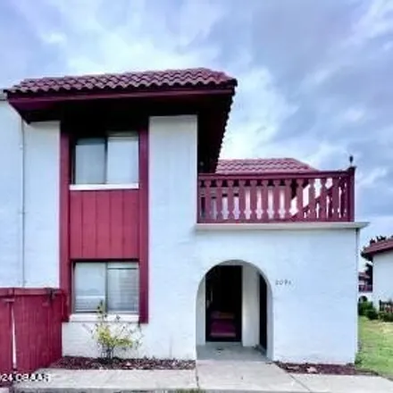 Buy this 2 bed house on 2091 Oak Meadow Cir in South Daytona, Florida