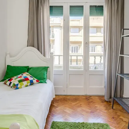 Rent this 6 bed apartment on Escola Básica Marquesa de Alorna in Rua Doutor Júlio Dantas, 1070-095 Lisbon