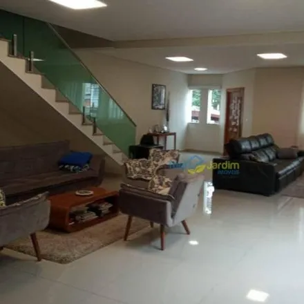 Buy this 4 bed house on Rua São Camilo in Vila Camilópolis, Santo André - SP