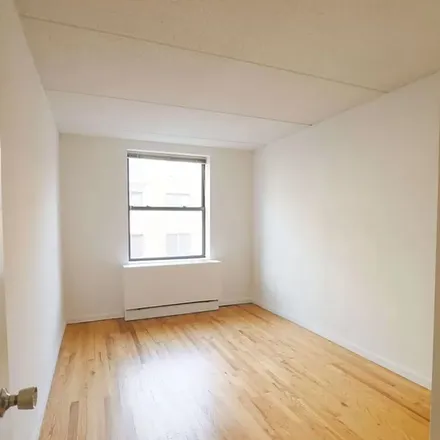 Image 6 - 94 East 4th Street, New York, NY 10003, USA - Apartment for rent