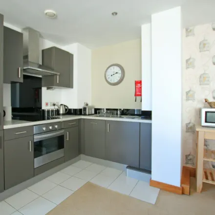 Image 2 - Brighton Street, Shipley, BD17 7EB, United Kingdom - Apartment for rent