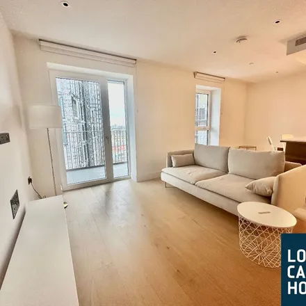 Image 2 - Centre Stage, Fountain Park Way, London, W12 7NP, United Kingdom - Apartment for rent