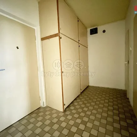 Rent this 1 bed apartment on Česká spořitelna in náměstí Přátelství, 357 09 Habartov