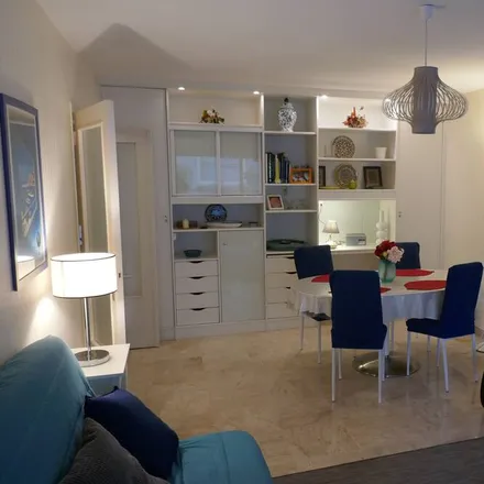 Image 7 - Avenue Porte de France, 06500 Menton, France - Apartment for rent