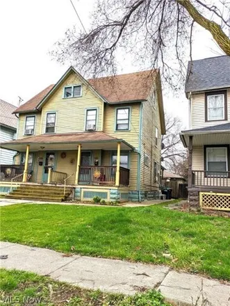 Image 3 - 3118 Wallace Avenue, Cleveland, OH 44109, USA - House for sale