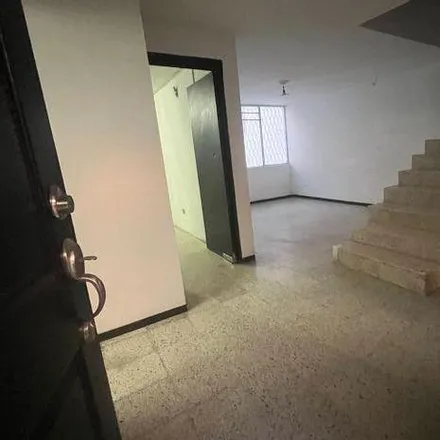 Rent this 3 bed house on Calle Presa El Salto in Las Quintas, 80060 Culiacán