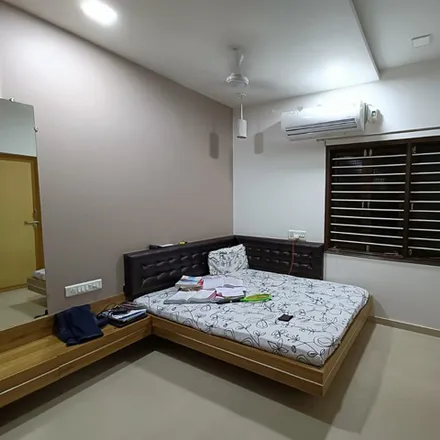 Buy this 4 bed house on Gurukul in Drive-in Road, Memnagar