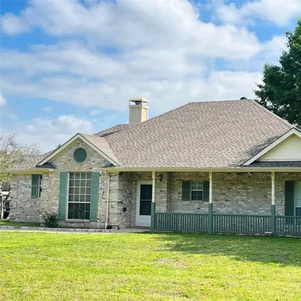 Rent this 3 bed house on 10 Carey Lane in Lucas, TX 75002