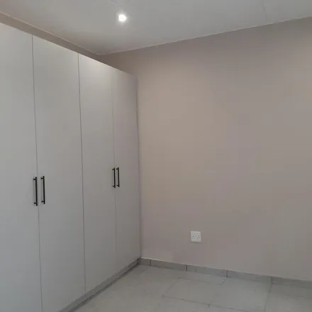 Image 4 - Trailer Town, Retail Avenue, Bordeaux, Randburg, 2194, South Africa - Apartment for rent