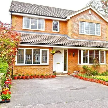 Rent this 4 bed house on Wynches Farm Drive in St Albans, AL4 0XH