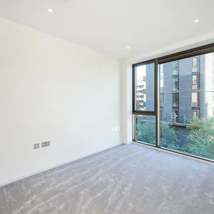 Image 1 - The Grey Coat Hospital, Chadwick Street, Westminster, London, SW1P 2DY, United Kingdom - Apartment for rent