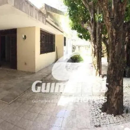 Buy this 4 bed house on Rua Padre Leopoldo Fernandes 203 in Fátima, Fortaleza - CE