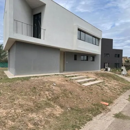 Rent this 3 bed house on unnamed road in Departamento Colón, Villa Allende