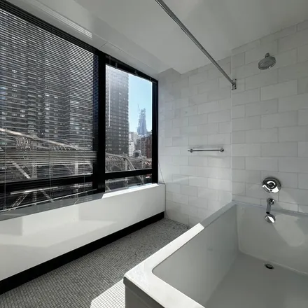 Image 6 - 1113 York Avenue, New York, NY 10065, USA - Apartment for rent