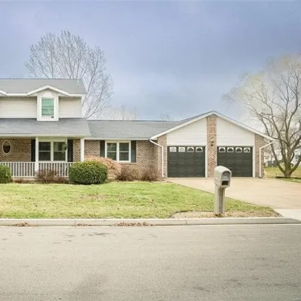 Buy this 4 bed house on 1472 South Fleming Street in Farmington, MO 63640