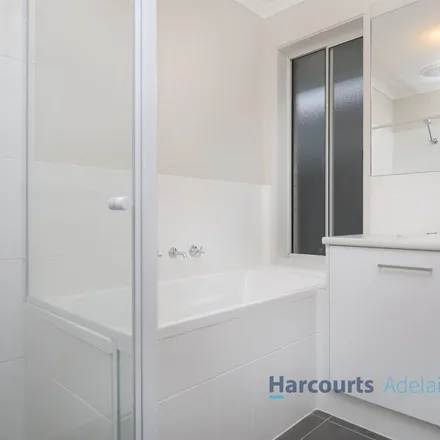 Rent this 4 bed apartment on Wycombe Drive in Mount Barker SA 5251, Australia