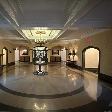 Image 4 - The Rockville Tudor, 12 Hempstead Avenue, Village of Rockville Centre, NY 11570, USA - Apartment for sale