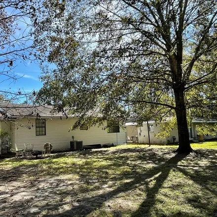 Image 3 - 319 Bay Street, Picayune, MS 39466, USA - House for sale