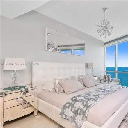 Image 3 - Jade Ocean, 17121 Collins Avenue, Sunny Isles Beach, FL 33160, USA - Condo for rent