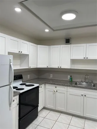 Buy this 2 bed condo on Ventnor F in Ventnor Crescent, Deerfield Beach Century Village