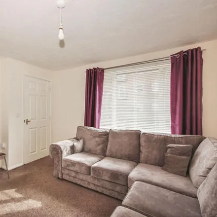 Image 2 - 22 Gillquart Way, Coventry, CV1 2UE, United Kingdom - Townhouse for sale