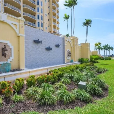 Buy this 3 bed condo on 6050 Silver King Boulevard in Cape Coral, FL 33914