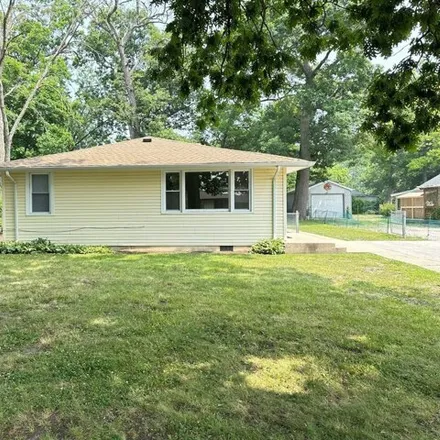 Rent this 2 bed house on 34715 North Hickory Lane in Long Lake, Lake County