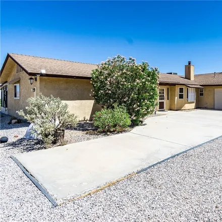 Image 1 - 9291 Loma Vista Road, Fizzben Heights, San Bernardino County, CA 92308, USA - House for sale