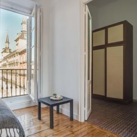 Rent this 5 bed apartment on Madrid in Calle de la Sal, 3